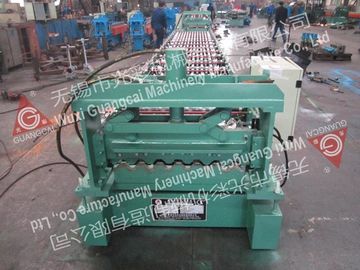 Thickness 0.4 - 0.8mm Metal Roof Roll Forming Machine About 12 - 18m Per Min